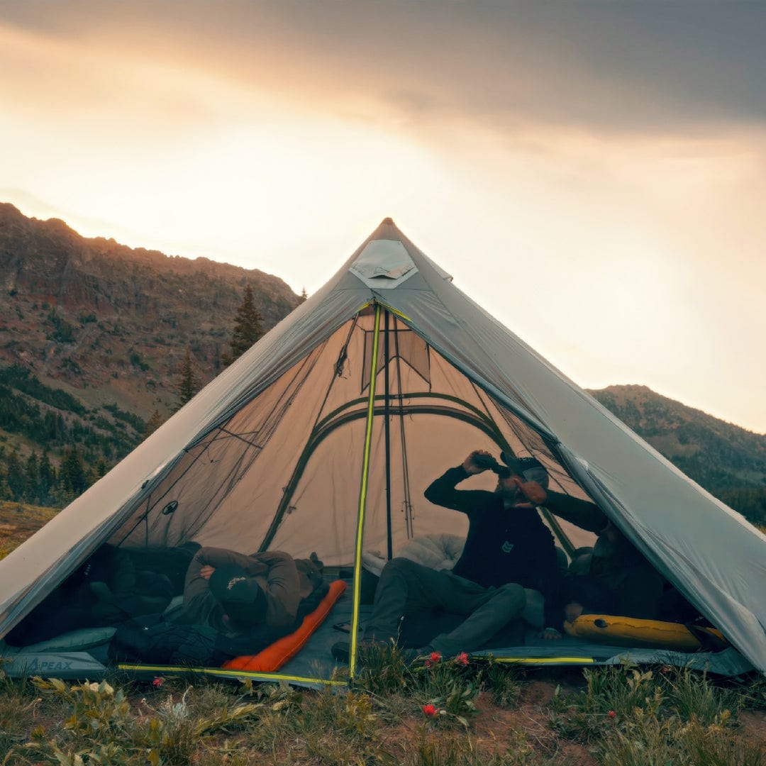 SOLITUDE 6 TIPI TENT [SILNYLON]