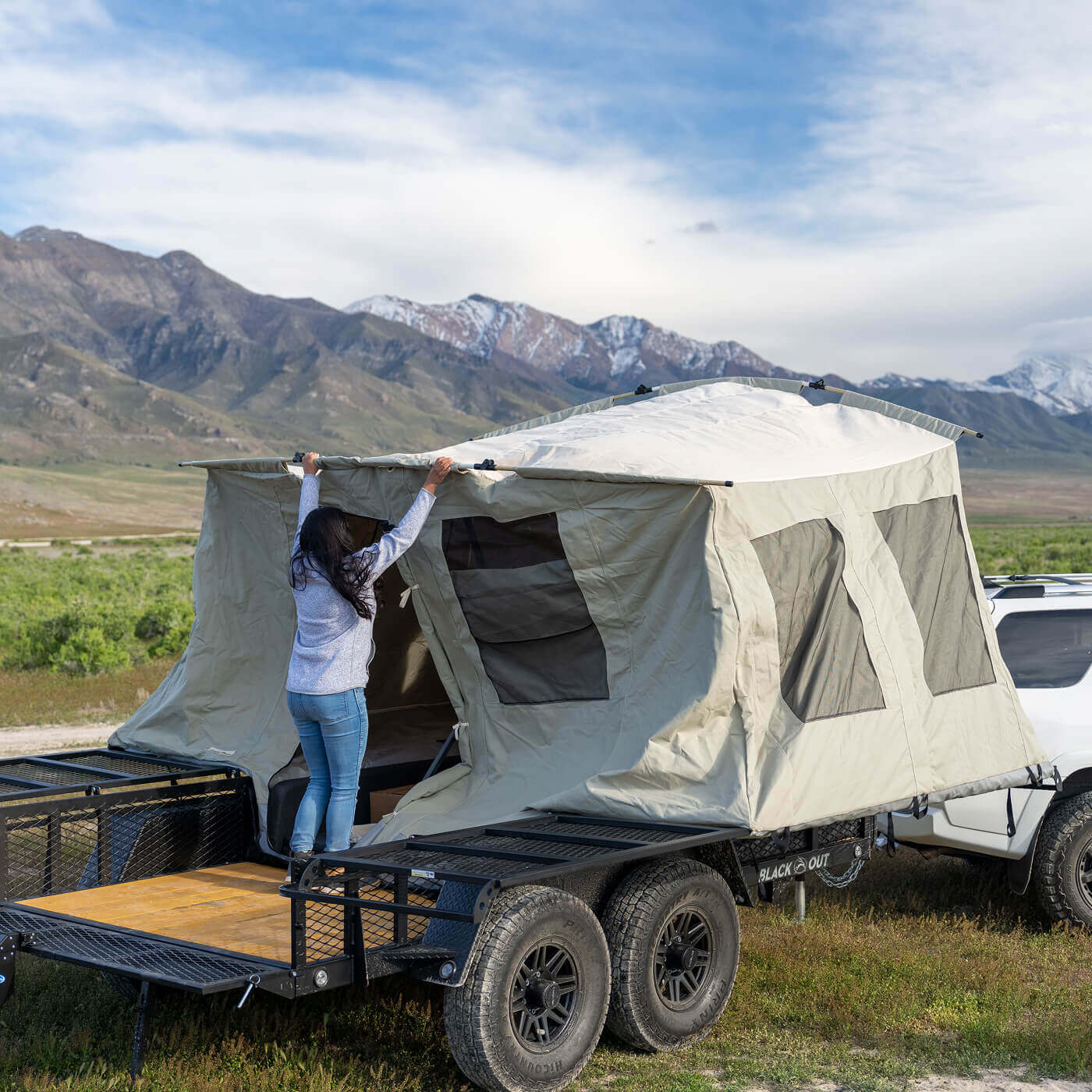 ULTIMATE MOBILE CAMP GIVEAWAY – Hushin