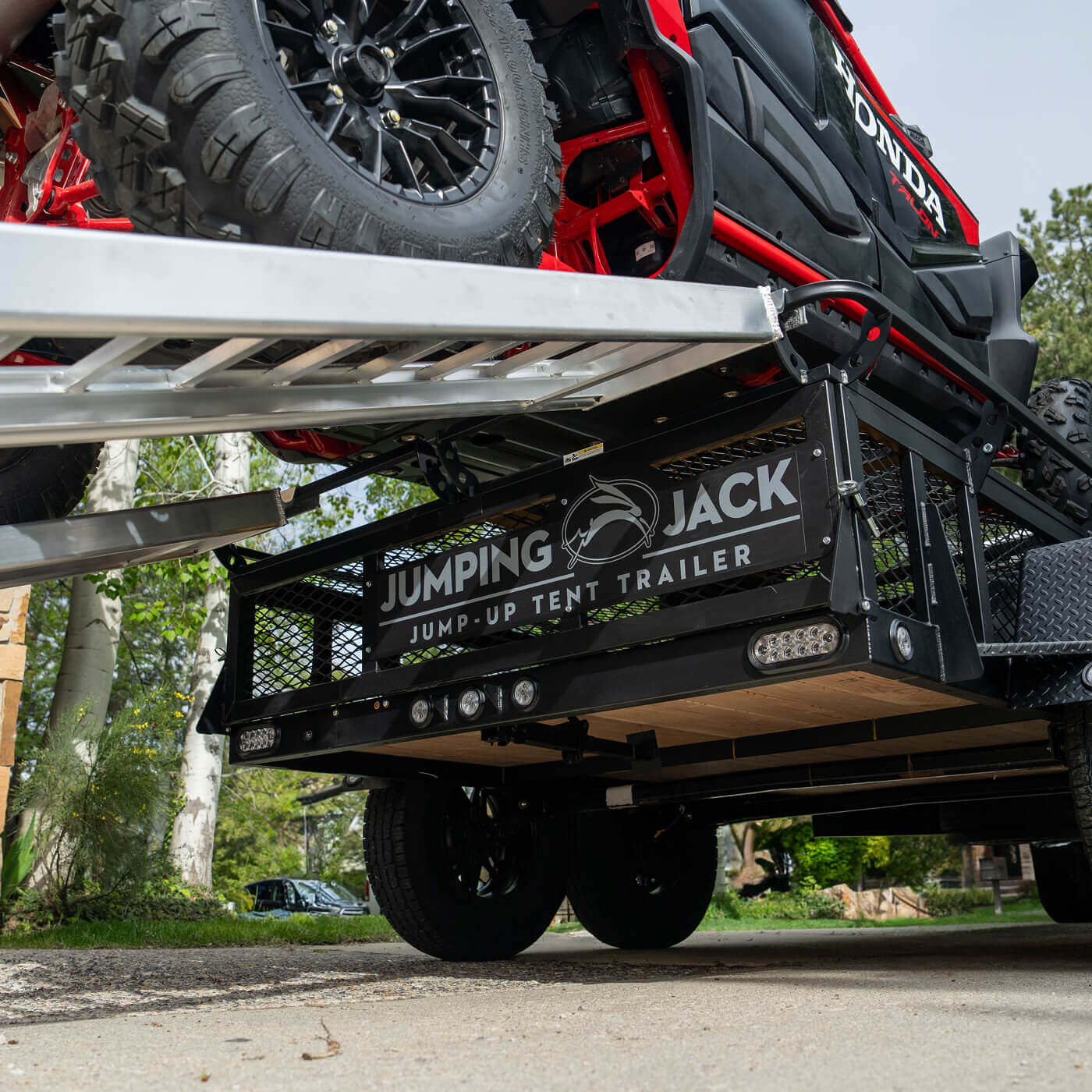 ULTIMATE MOBILE CAMP GIVEAWAY – Hushin